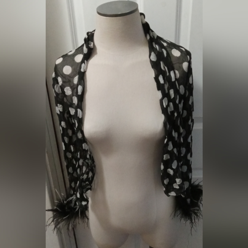 Poka dot top